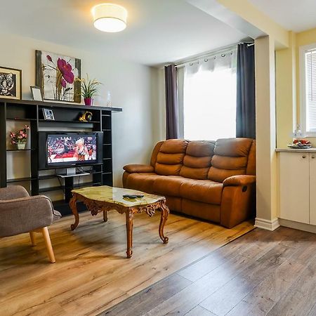 2314 Rue Duff Court Apartment Montreal Exterior photo